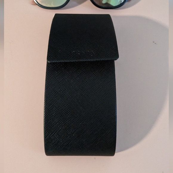 Authentic Prada Women’s Sunglasses Black/Pink Frame/Rose Gold Mirror Lens SPR03X - Picture 8 of 11